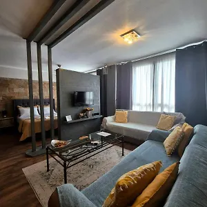 moodsolutionsskg.hotels-of-thessaloniki.com/